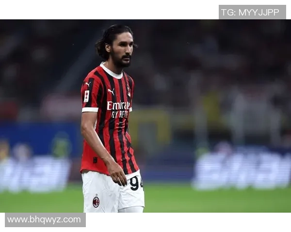 西甲赛场惊现冷门AC米兰小胜切尔西引发转会热议